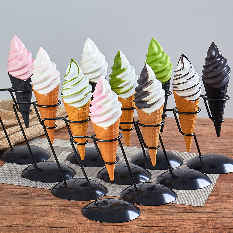 Modelo de Cono de Helado Falso - Party Games Graduation reseña y precio
